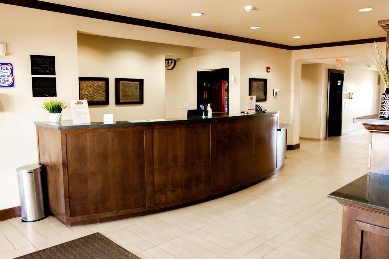 Black Gold Suites Stanley 외부 사진