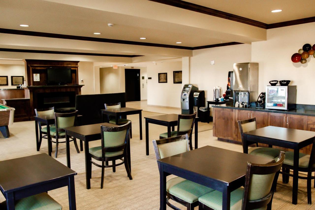 Black Gold Suites Stanley 외부 사진