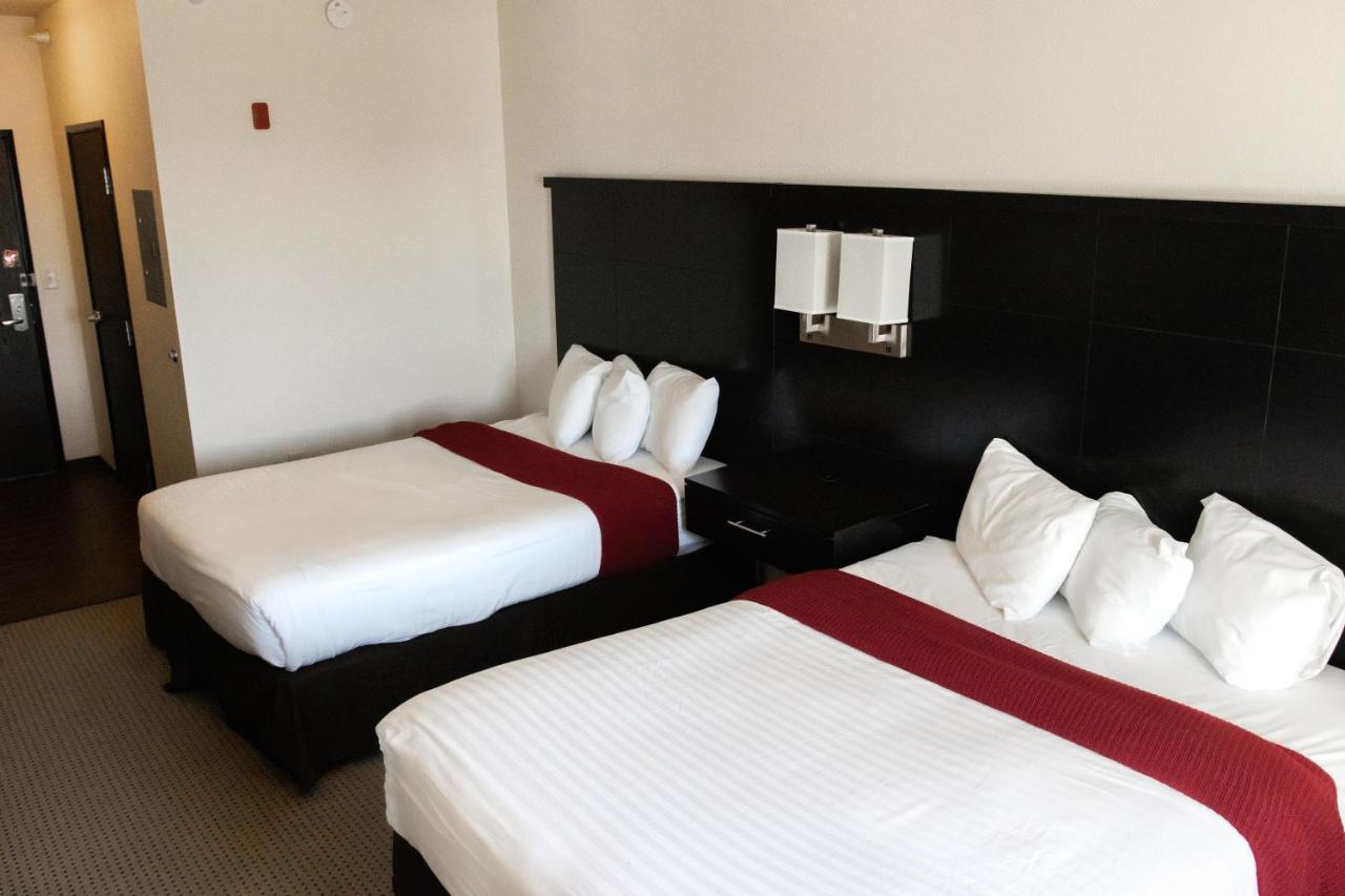 Black Gold Suites Stanley 외부 사진